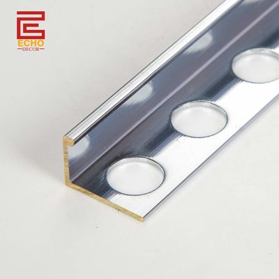 Qualität  Straight Brass Profile 2.7m Brass Tile Edge Trim Strips For Bathroom usine