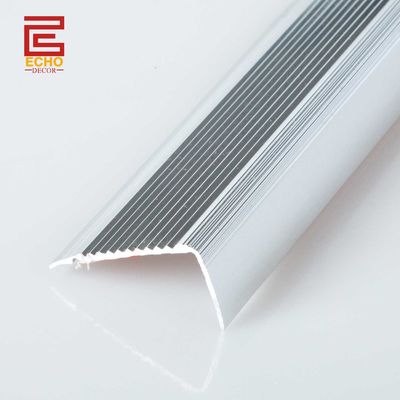 Dauerhafte Aluminiummetall-Treppen-Nasen-Trimm Außenfußboden-Treppen-Nasen-Profile